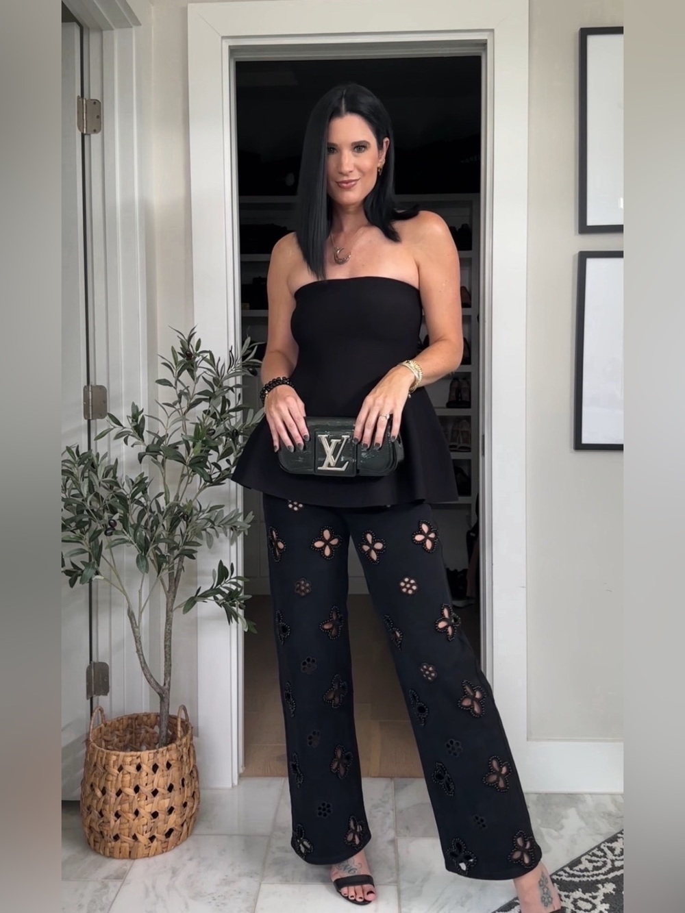 The Noli Shop KAIA Pearl Black High Rise Jeans